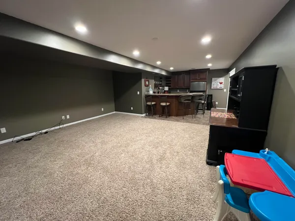 $400,000 | 2499 Crestwood Drive, Adrian, MI 49221