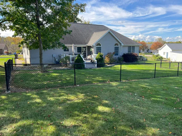 $404,875 | 2499 Crestwood Drive, Adrian, MI 49221