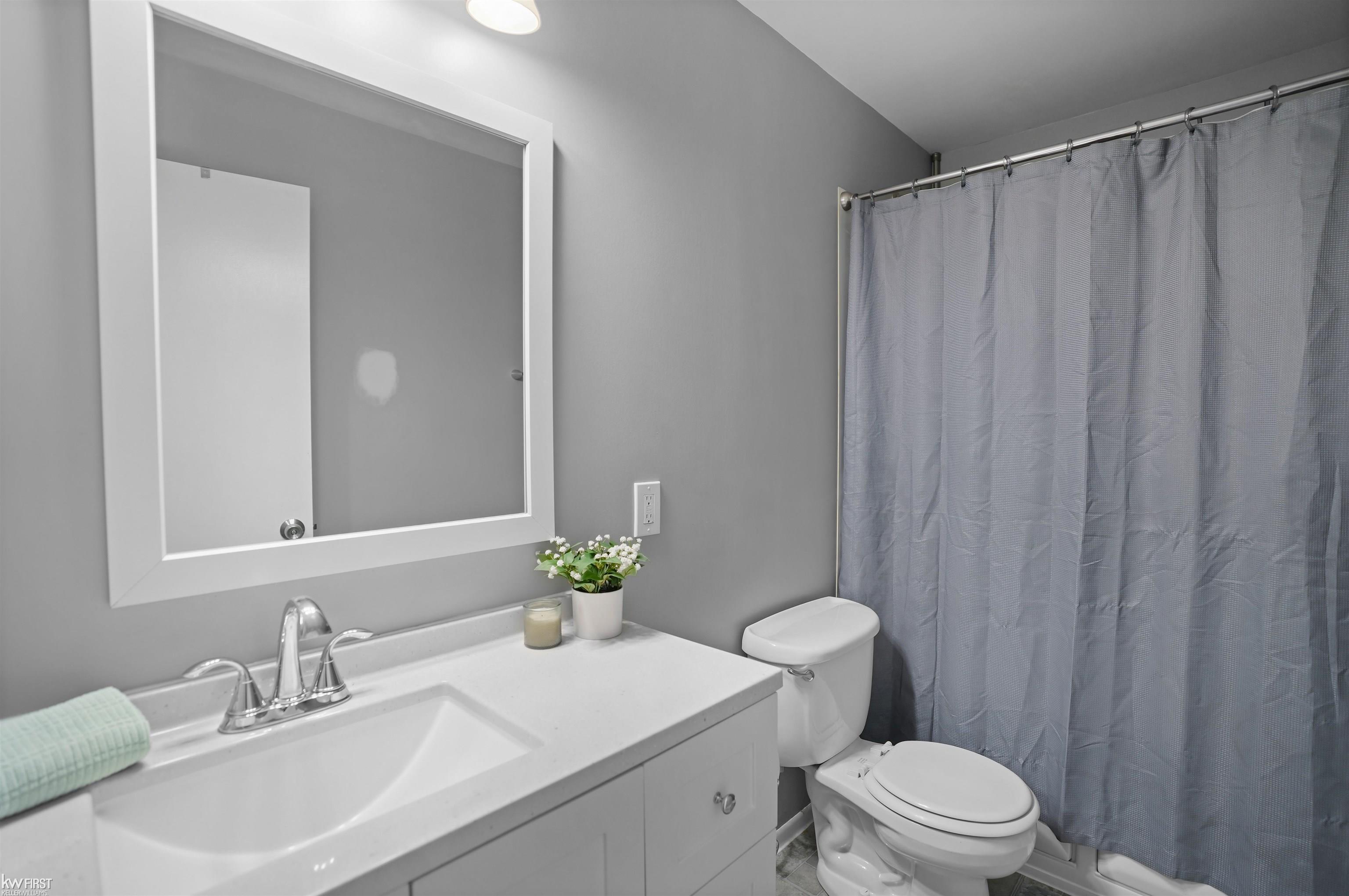 2284 East Frances Road Mount Morris, MI 48458 - Photo 21 of 65 50177089-d30f5de1-9f2c-4d00-9551-0da02be51896.JPG