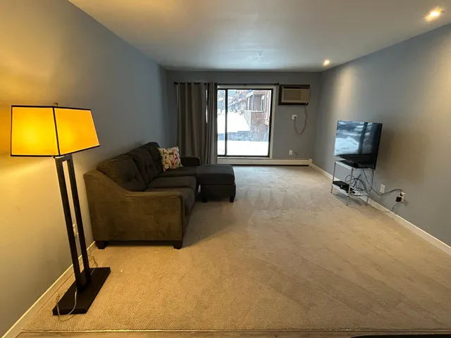 $158,000 | 7300 York Avenue South, Unit 1083, Edina, MN 55435