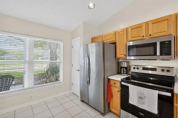 $325,000 | 3022 Andover Court, Mount Dora, FL 32757