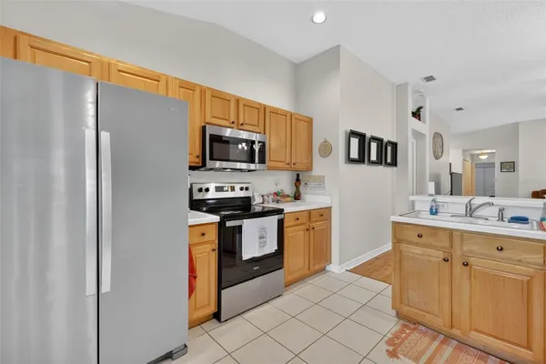 $325,000 | 3022 Andover Court, Mount Dora, FL 32757