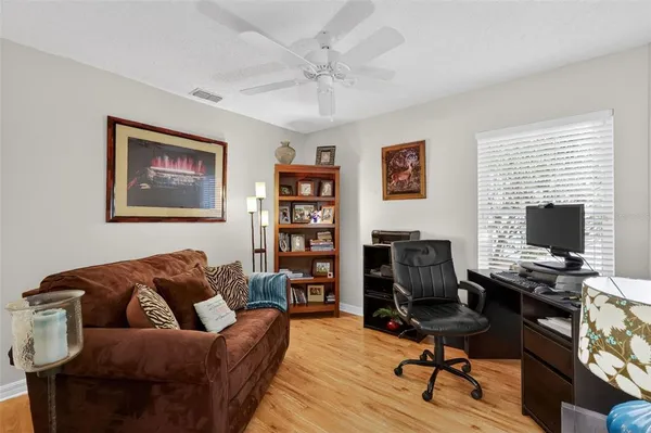 $325,000 | 3022 Andover Court, Mount Dora, FL 32757