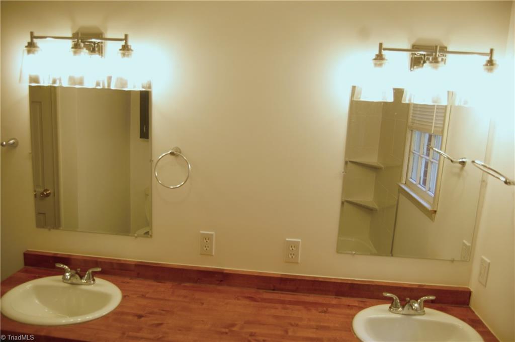 1510 Polo Road Winston-Salem, NC 27106 - Photo 29 of 31