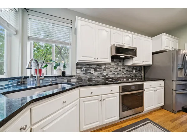 $689,500 | 31375 Southwest Kensington Drive, Wilsonville, OR 97070