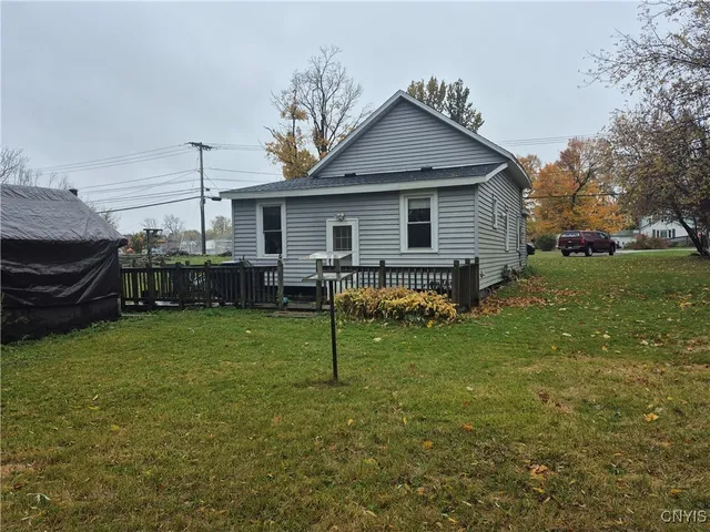 $119,900 | 8506 Oswego Road, Clay, NY 13027