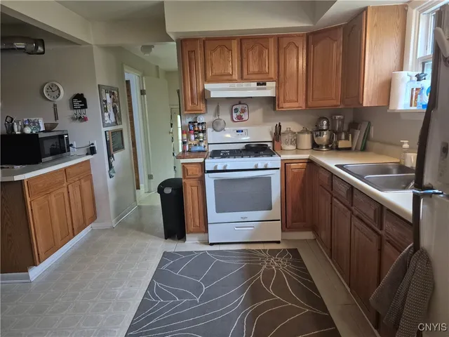 $119,900 | 8506 Oswego Road, Clay, NY 13027