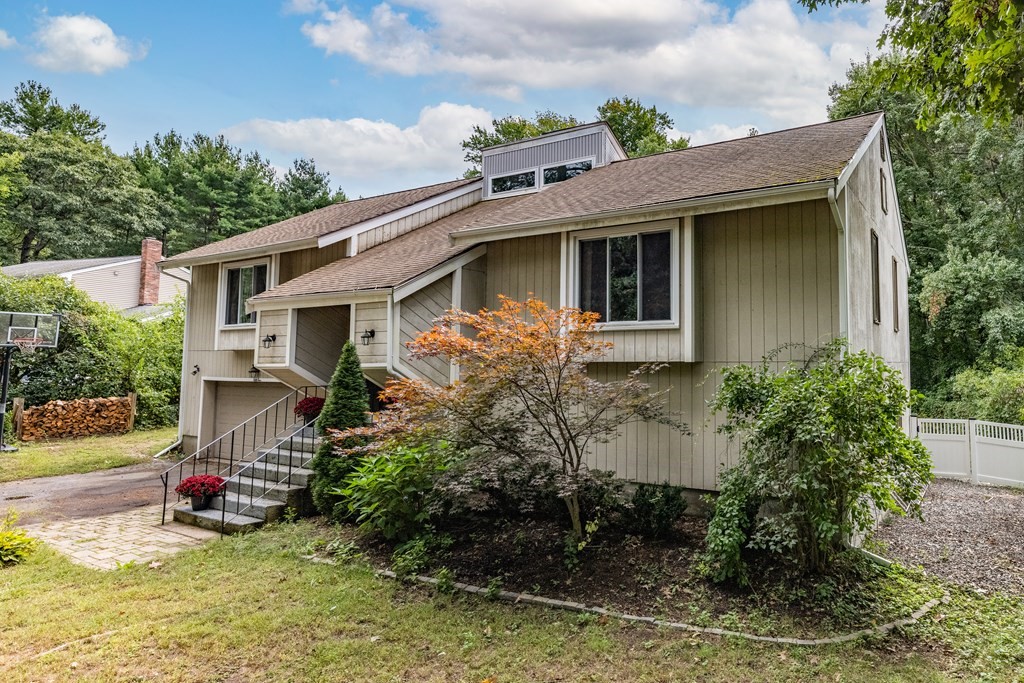 55 Barefoot Hill Road Sharon, MA 02067 - Photo 1 of 27 Gallery Image 1