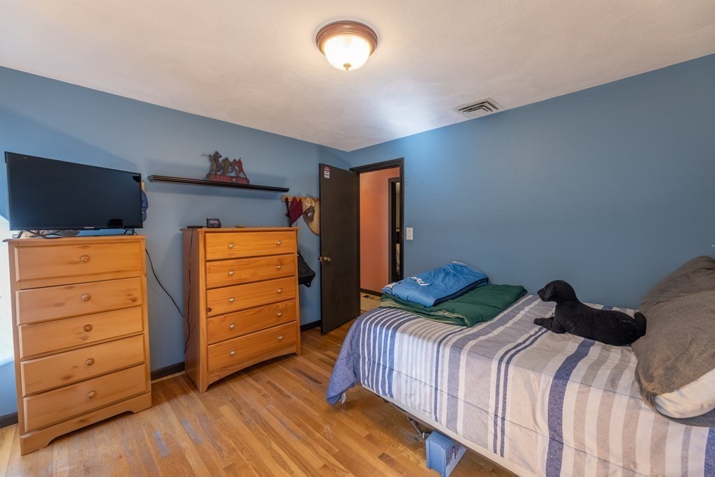 55 Barefoot Hill Road Sharon, MA 02067 - Photo 13 of 27 Gallery Image 13