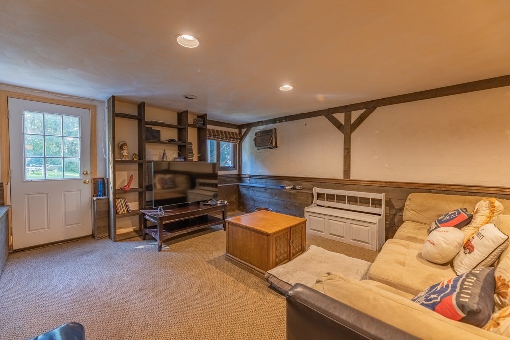 55 Barefoot Hill Road Sharon, MA 02067 - Photo 19 of 27 Gallery Image 19