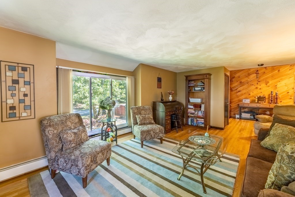 55 Barefoot Hill Road Sharon, MA 02067 - Photo 3 of 27 Gallery Image 3