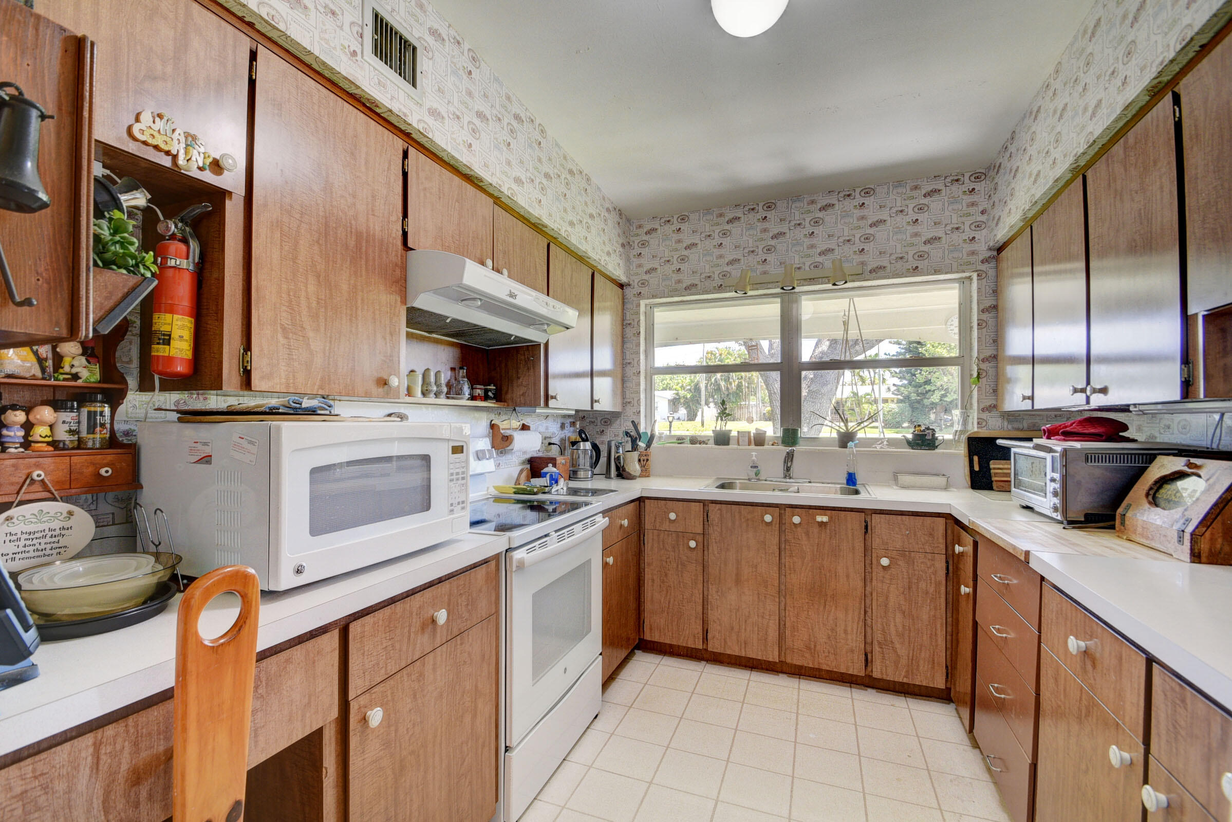 6807 High Ridge Road Lake Worth, FL 33462 - Photo 16 of 59 19_house (19)