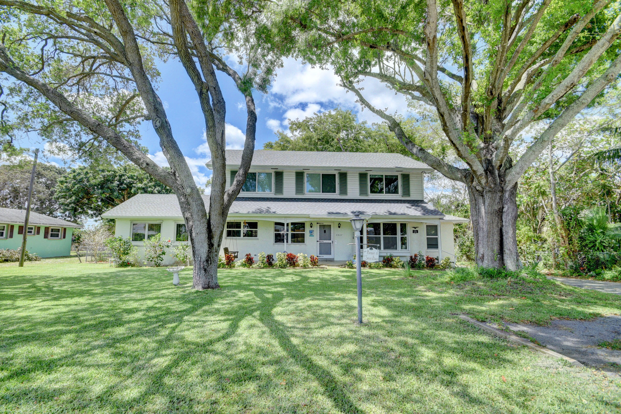 6807 High Ridge Road Lake Worth, FL 33462 - Photo 2 of 59 02_house (2)