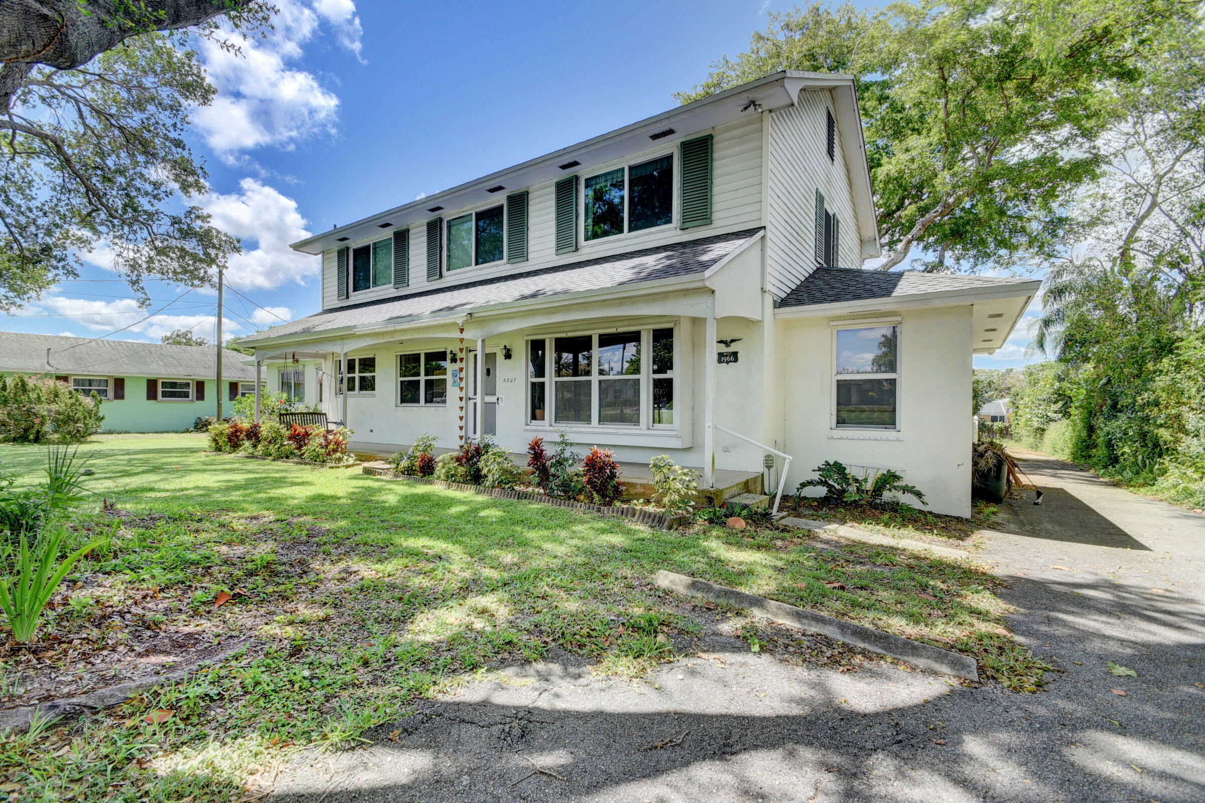 6807 High Ridge Road Lake Worth, FL 33462 - Photo 4 of 59 04_house (4)
