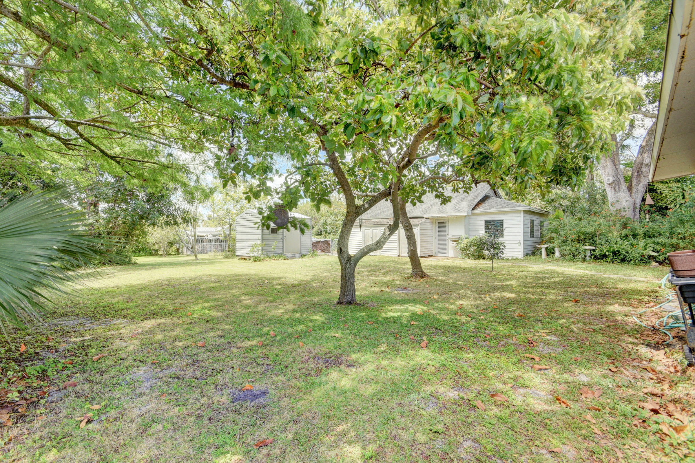 6807 High Ridge Road Lake Worth, FL 33462 - Photo 41 of 59 46_house (46)
