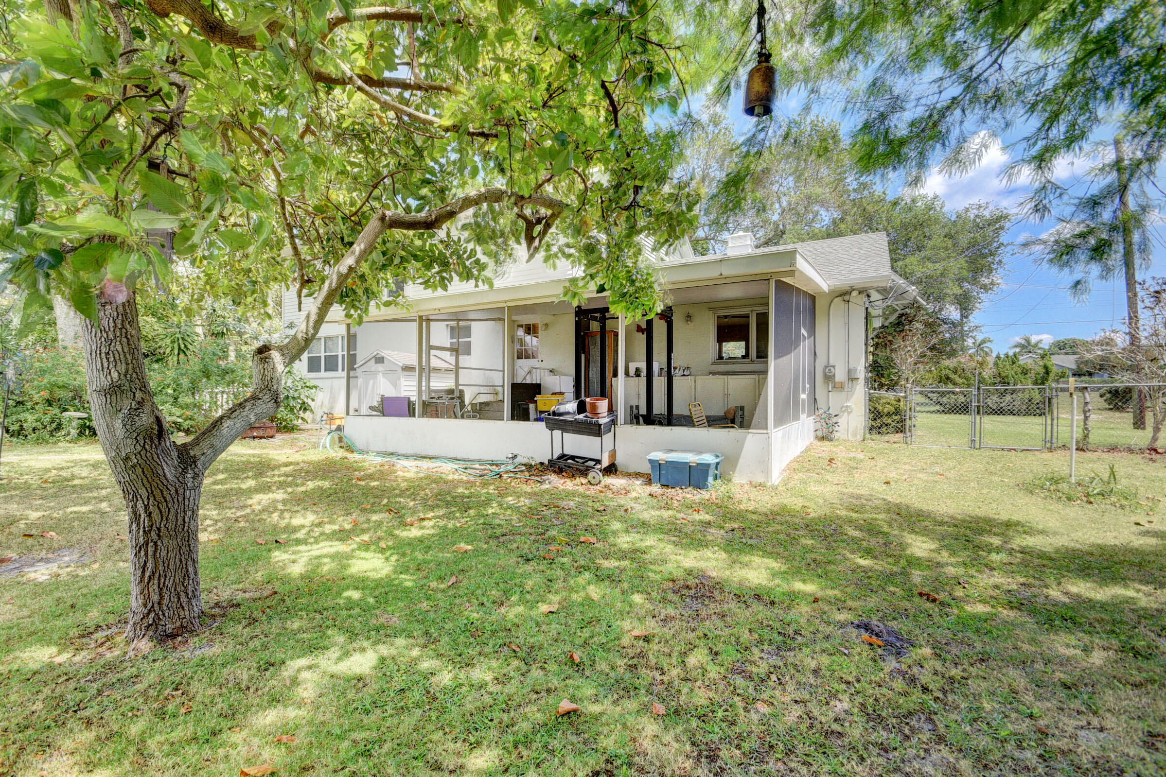 6807 High Ridge Road Lake Worth, FL 33462 - Photo 42 of 59 47_house (47)