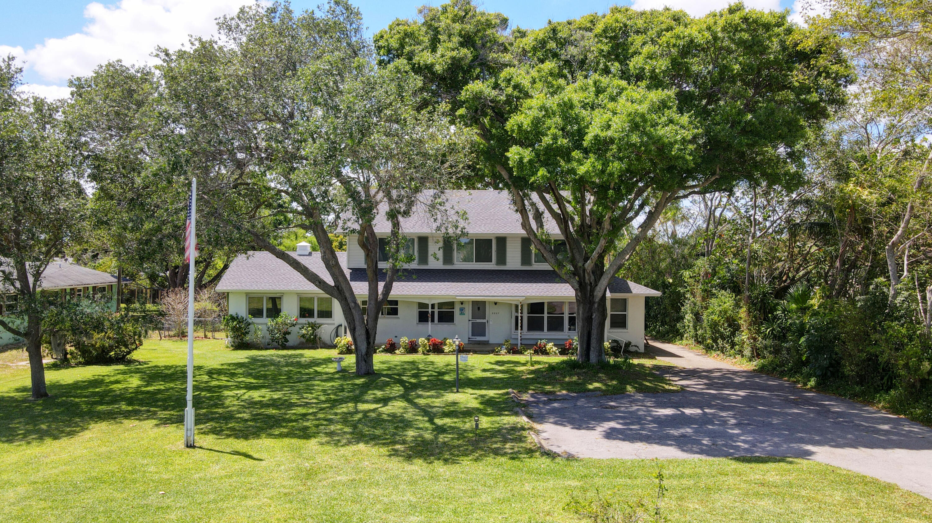 6807 High Ridge Road Lake Worth, FL 33462 - Photo 49 of 59 54_house air (1)