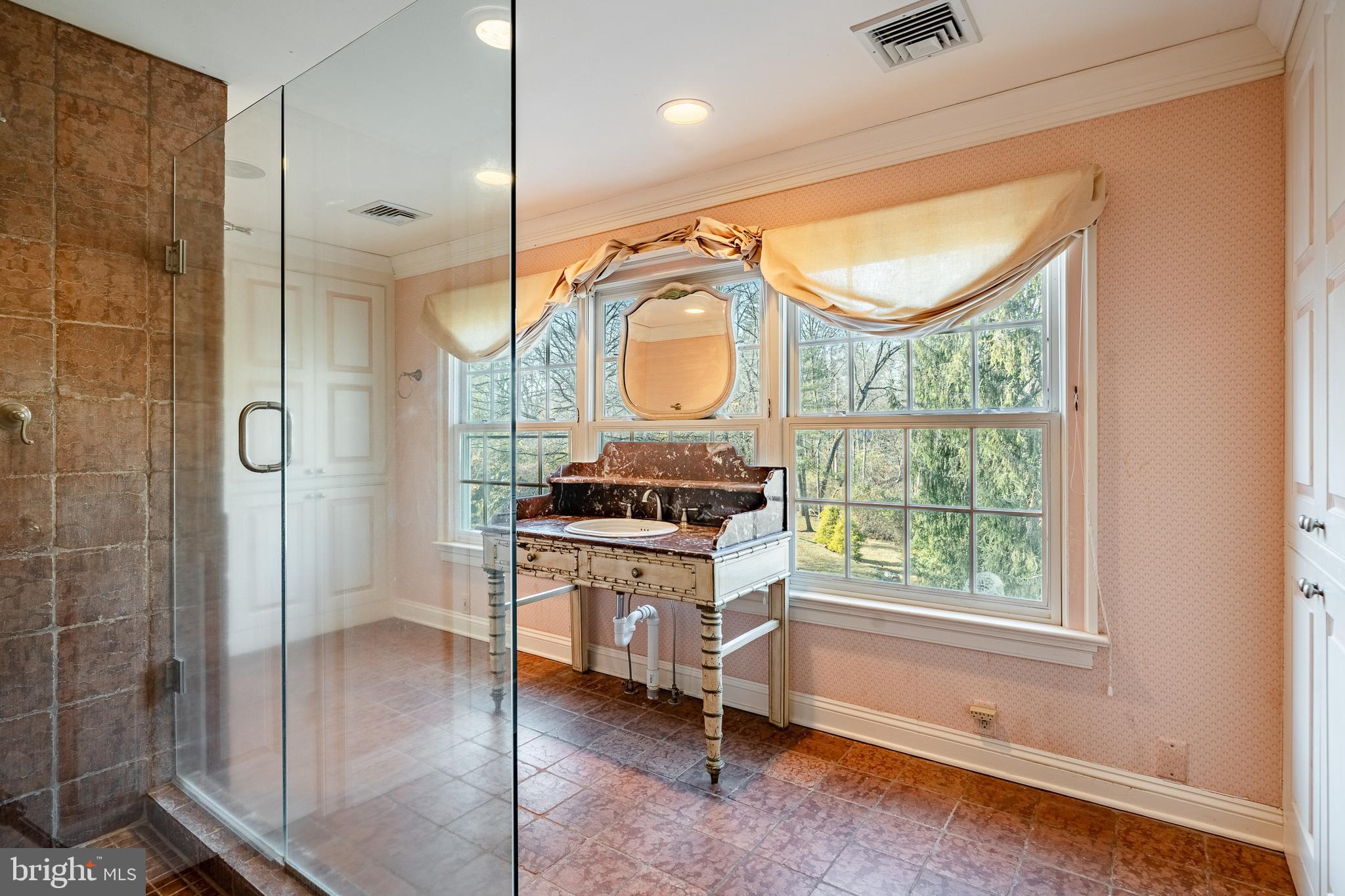 124 Center Mill Road Chadds Ford, PA 19317 - Photo 37 of 73 Primary Bathroom Suite