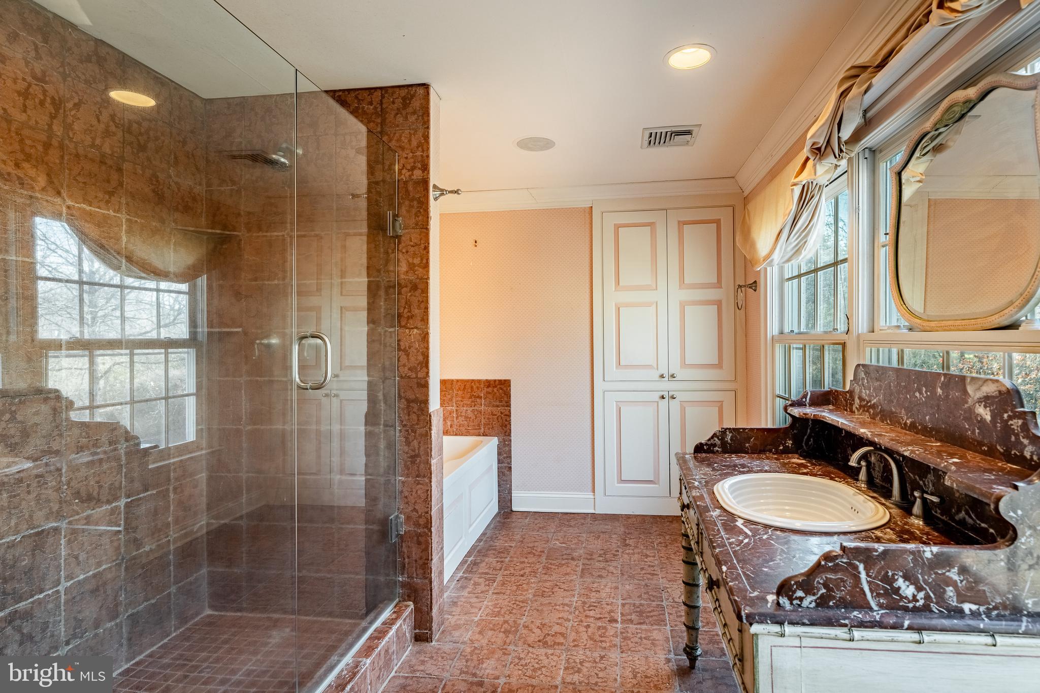 124 Center Mill Road Chadds Ford, PA 19317 - Photo 38 of 73 Primary Bathroom Suite