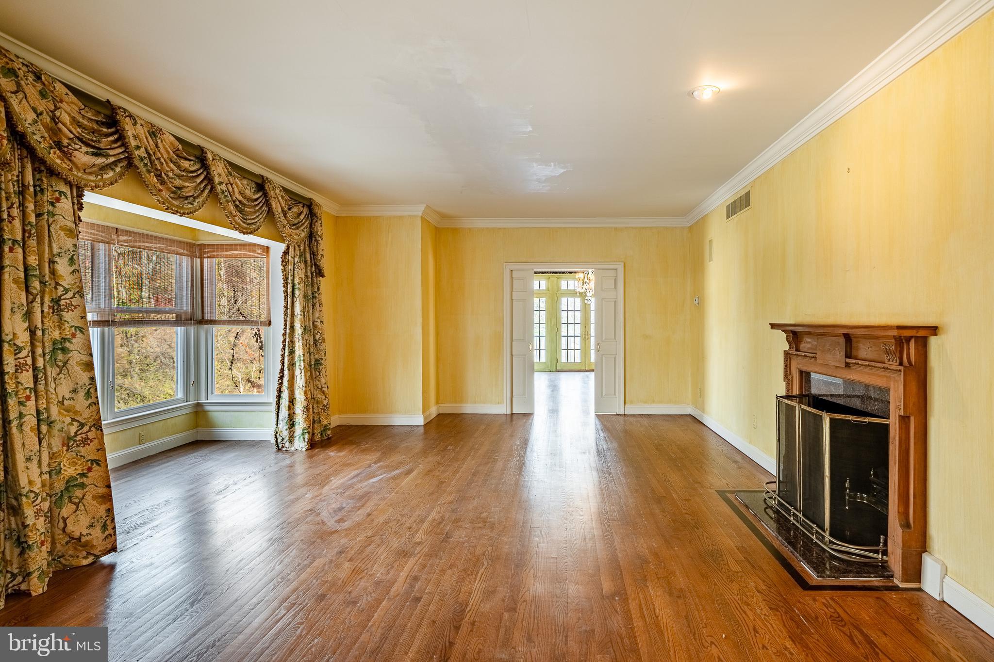 124 Center Mill Road Chadds Ford, PA 19317 - Photo 10 of 73 Living Room