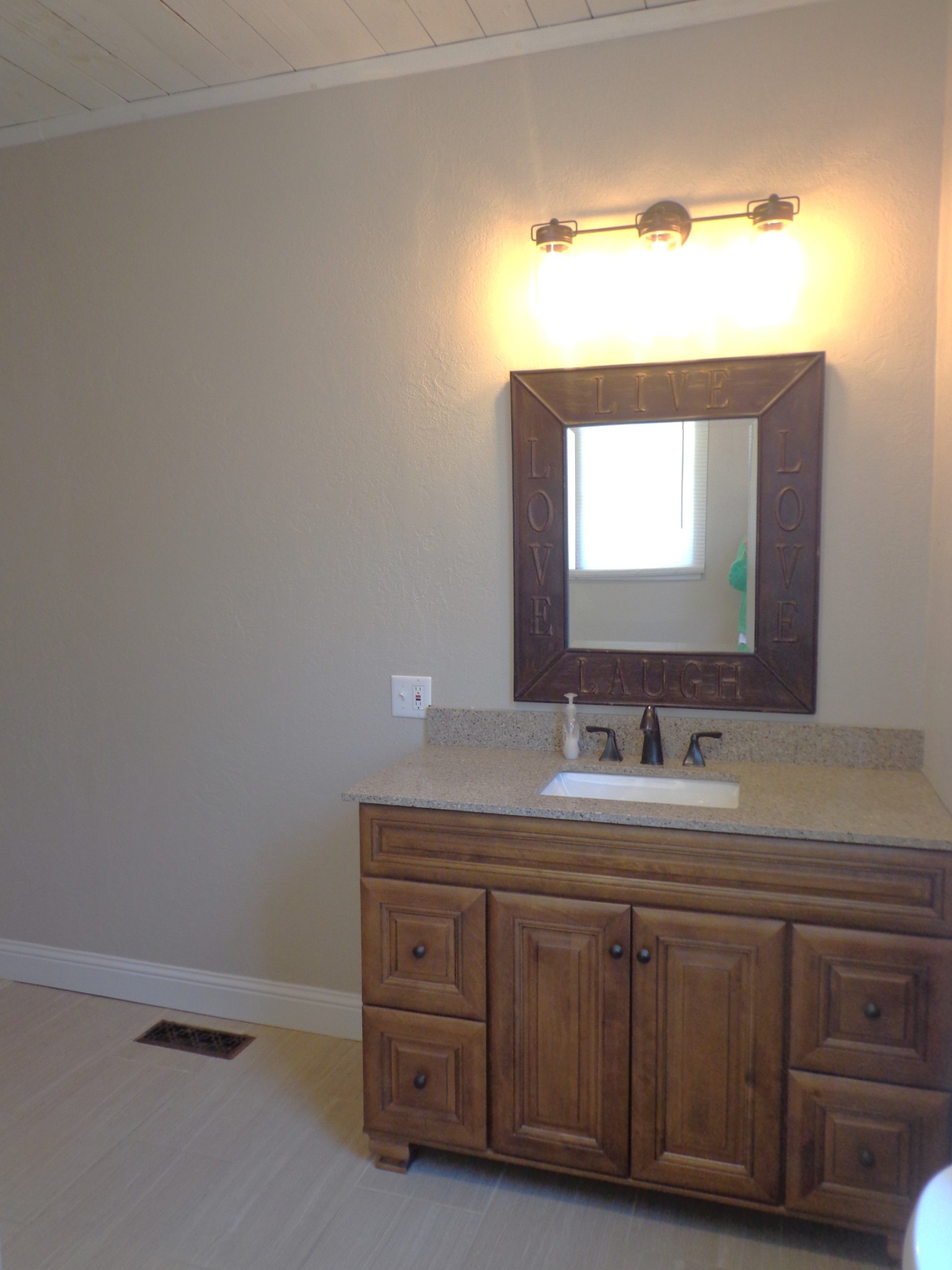 181 Washington Avenue Camden, TN 38320 - Photo 10 of 68