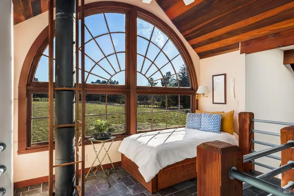 $1,550,000 | 2490 Highway 1, Bodega Bay, CA 94923