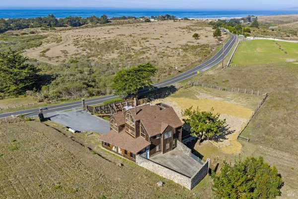 $1,550,000 | 2490 Highway 1, Bodega Bay, CA 94923