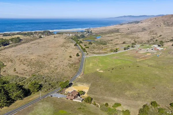 $1,550,000 | 2490 Highway 1, Bodega Bay, CA 94923