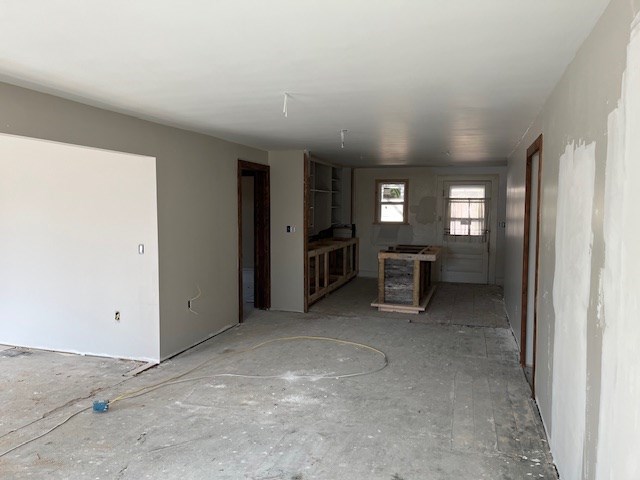 1416 5th Street Kerrville, TX 78028 - Photo 4 of 32 Living Rm