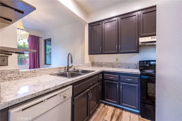 $3,000 | 5744 East Creekside Avenue, Unit 60, Orange, CA 92869