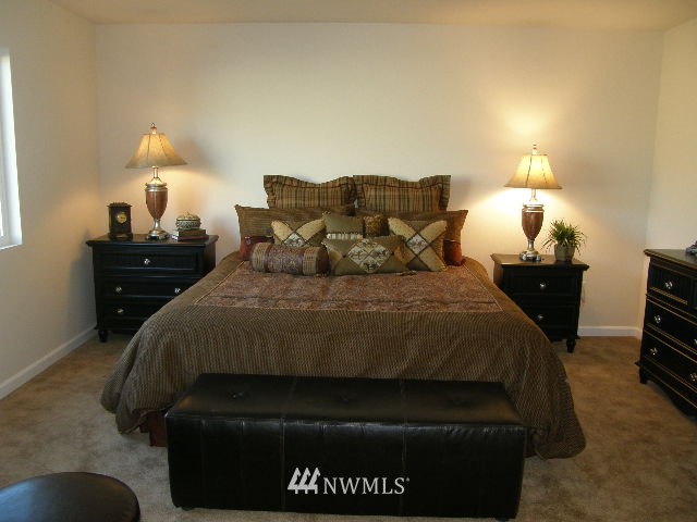 3232 177th ( 17 ) Place Southeast Bothell, WA 98012 - Photo 8 of 13 Gallery Image 8