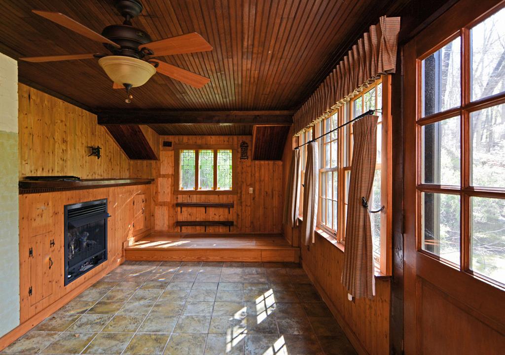 580 Old Mill Road Pittsburgh, PA 15238 - Photo 12 of 31 Gallery Image 12