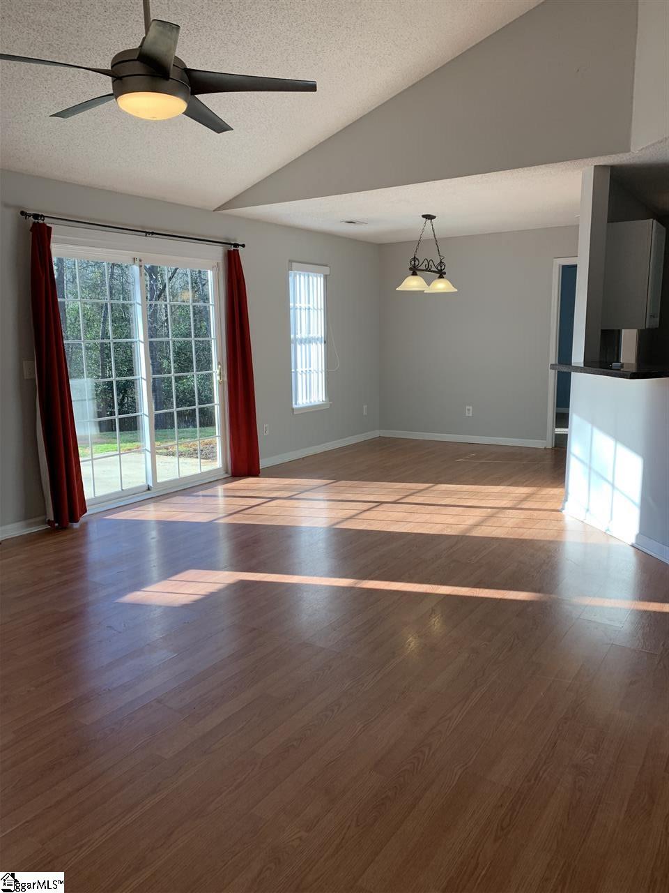 109 Periwinkle Court Pendleton, SC 29670 - Photo 3 of 14