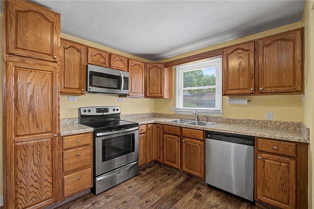 185 Broadripple Road Centerville, OH 45458 - Photo 17 of 43