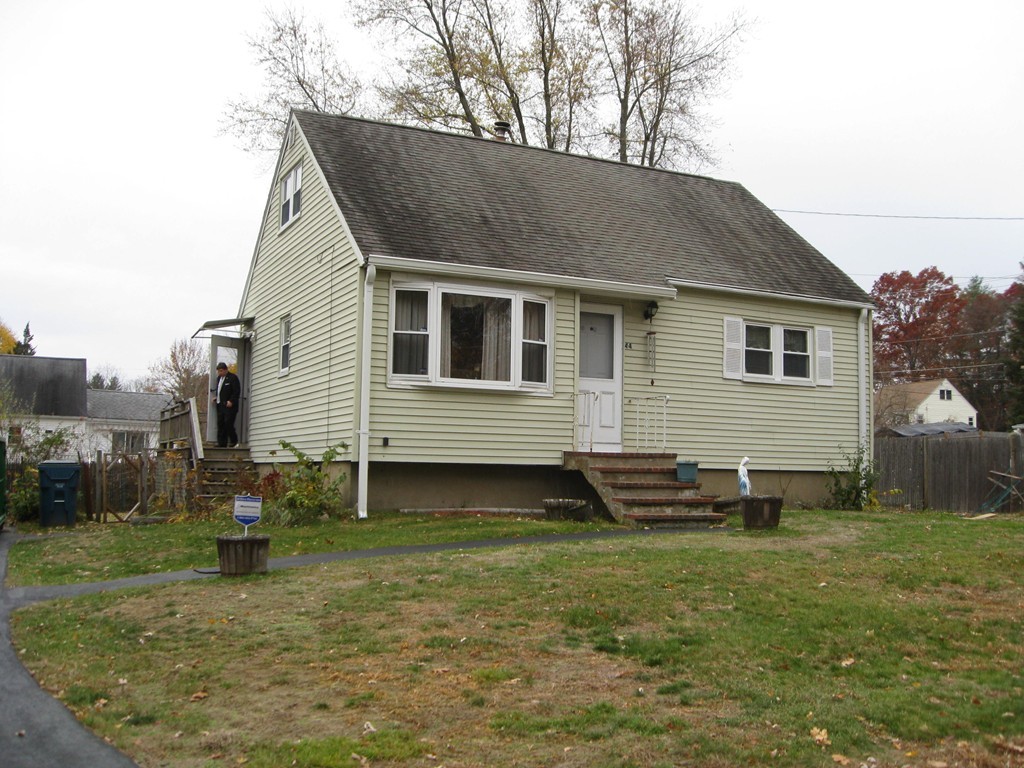 44 Anthony Road Tewksbury, MA 01876 - Photo 1 of 4 Gallery Image 1