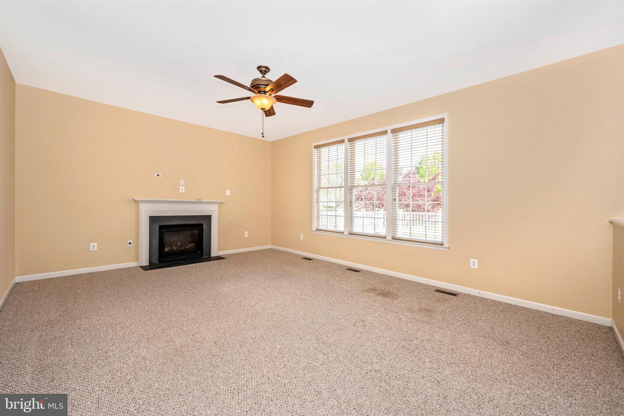 1705 Canal Run Drive Point of Rocks, MD 21777 - Photo 29 of 52 Family room
