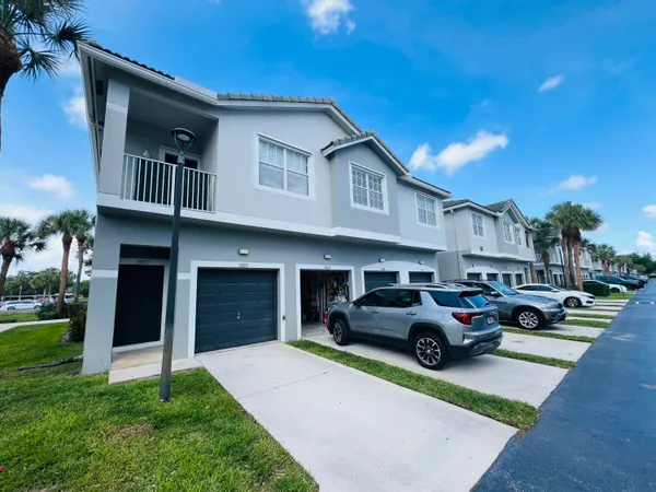 $2,200 | 3025 Grandiflora Drive, Greenacres, FL 33467