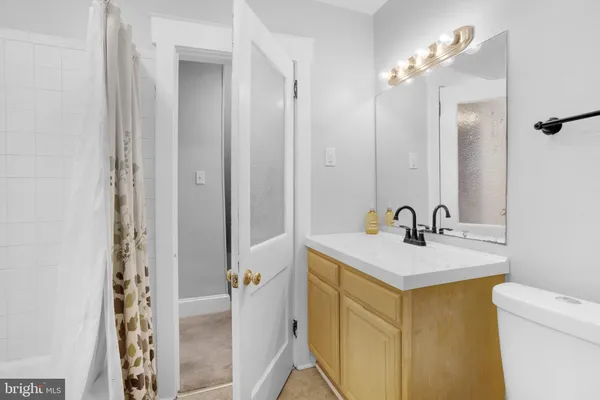 $325,000 | 25 Preston Avenue, Ewing, NJ 08618