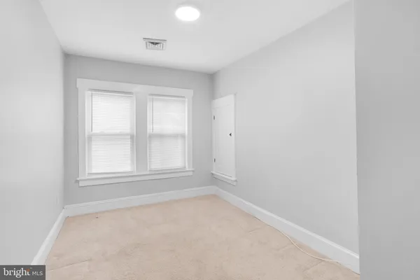 $325,000 | 25 Preston Avenue, Ewing, NJ 08618