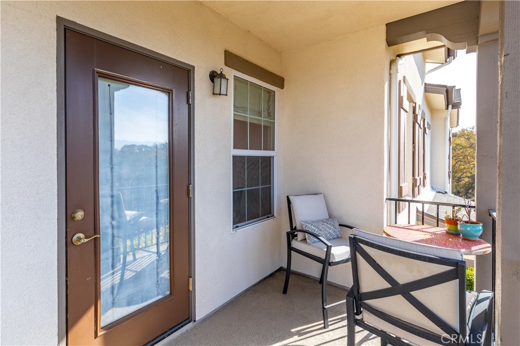 9354 Riberena Circle Atascadero, CA 93422 - Photo 41 of 47 a living room with furniture and a window