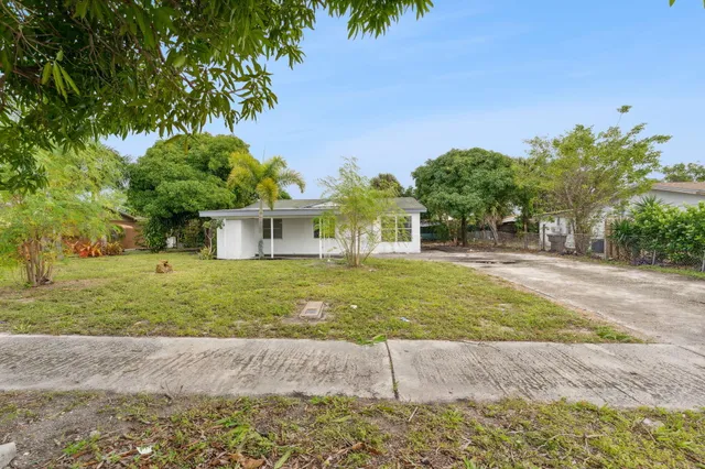 $3,100 | 448 Northwest 3rd Avenue, Deerfield Beach, FL 33441