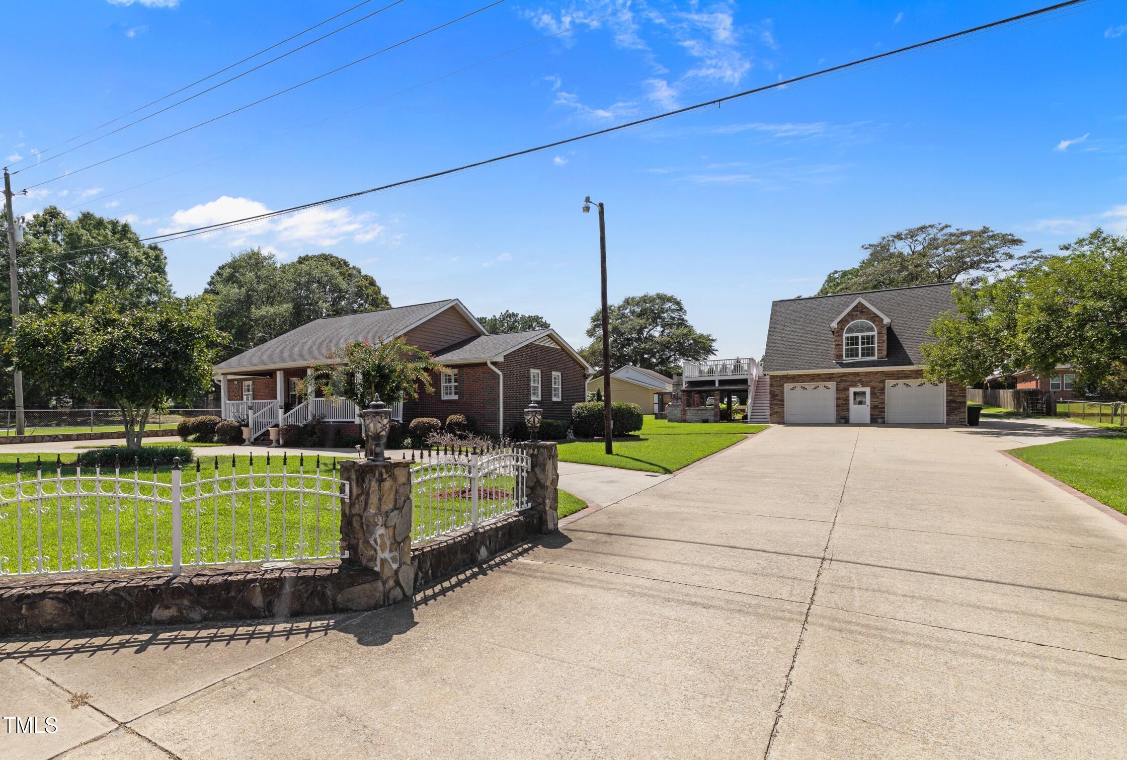 175 Galilee Road Smithfield, NC 27577 - Photo 1 of 40 175 galilee rd-smithfieldnc-7