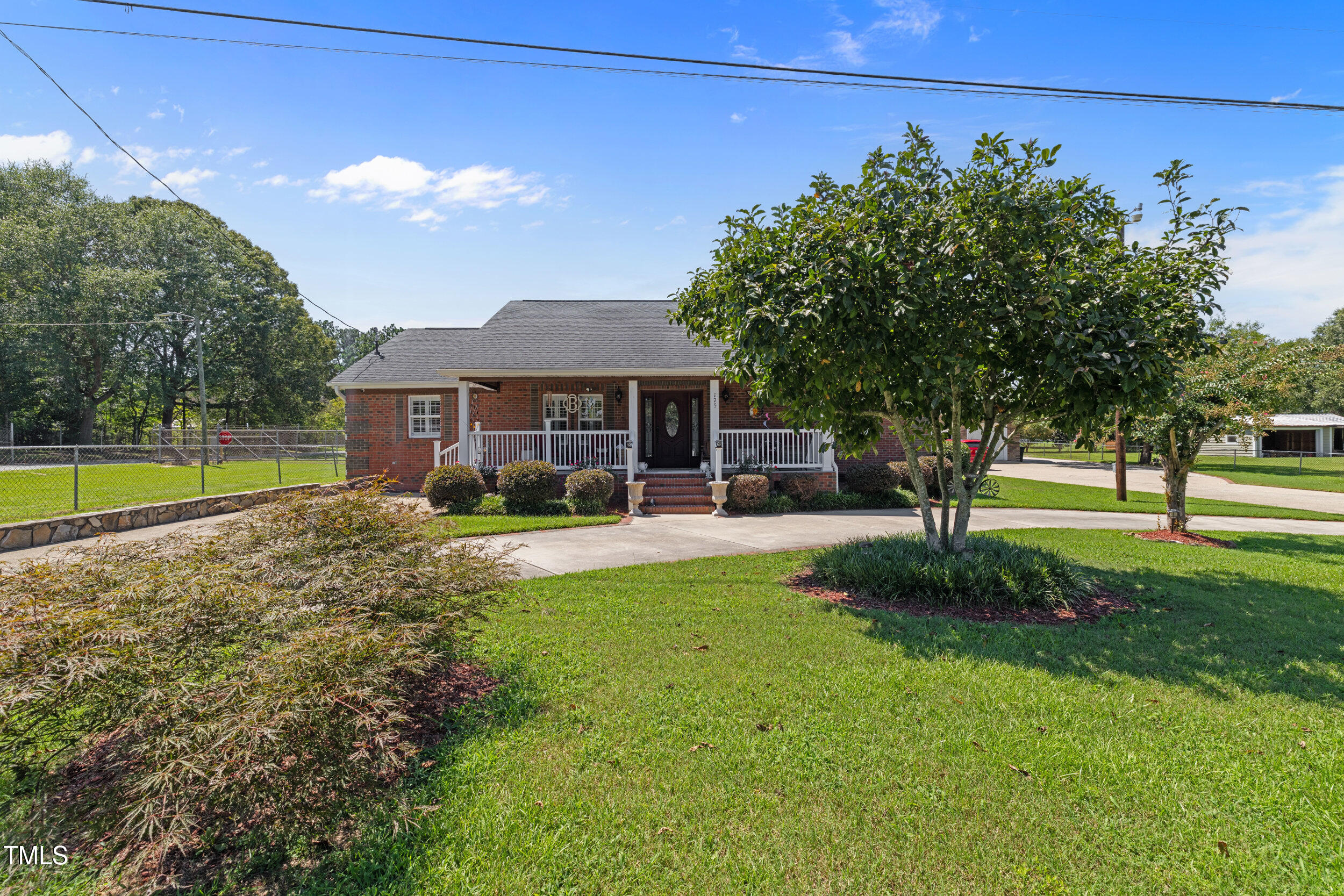 175 Galilee Road Smithfield, NC 27577 - Photo 3 of 40 175 galilee rd-smithfieldnc-2
