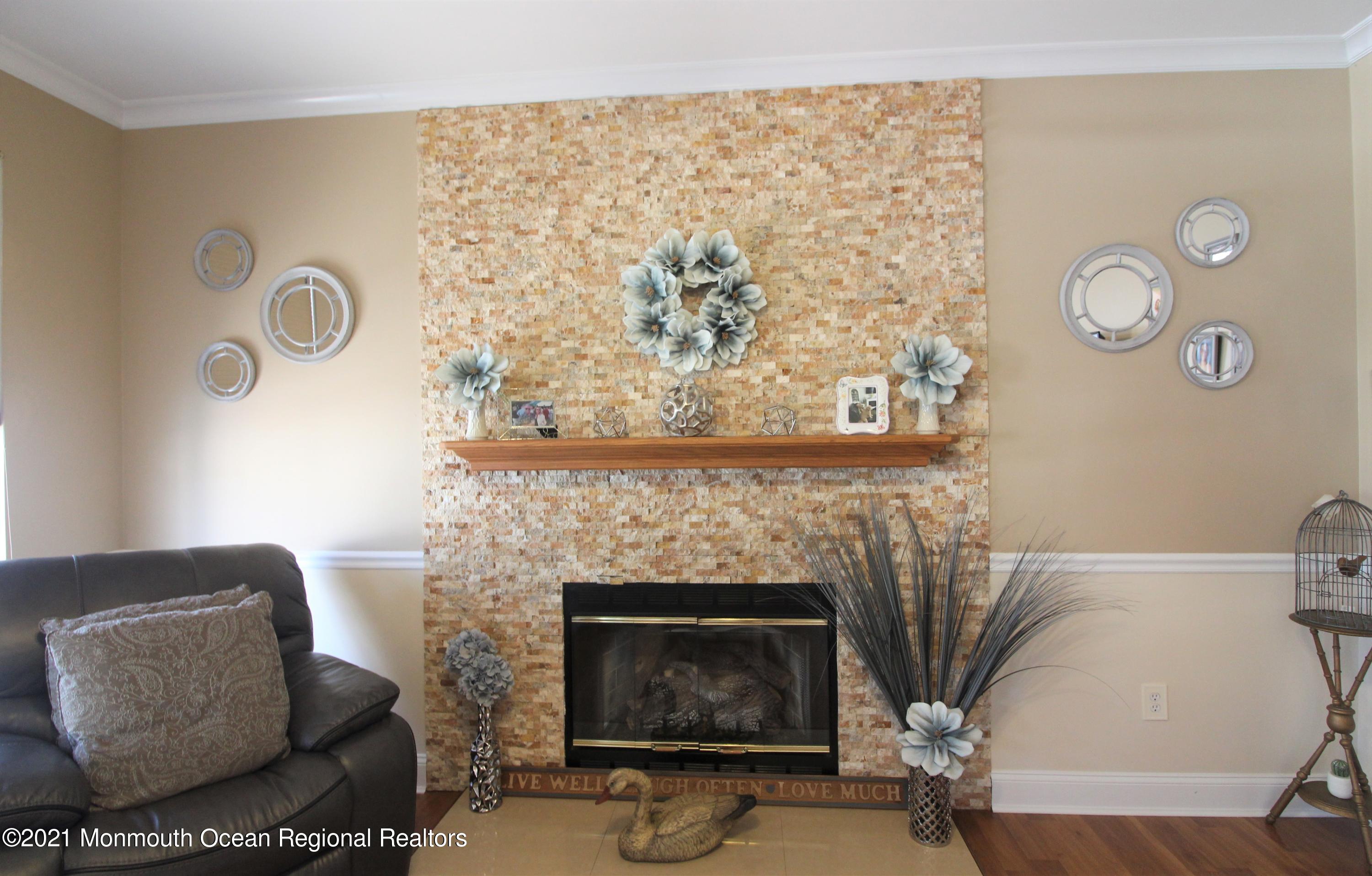 24 Tupelo Road Bayville, NJ 08721 - Photo 12 of 25 IMG_4761 (2)