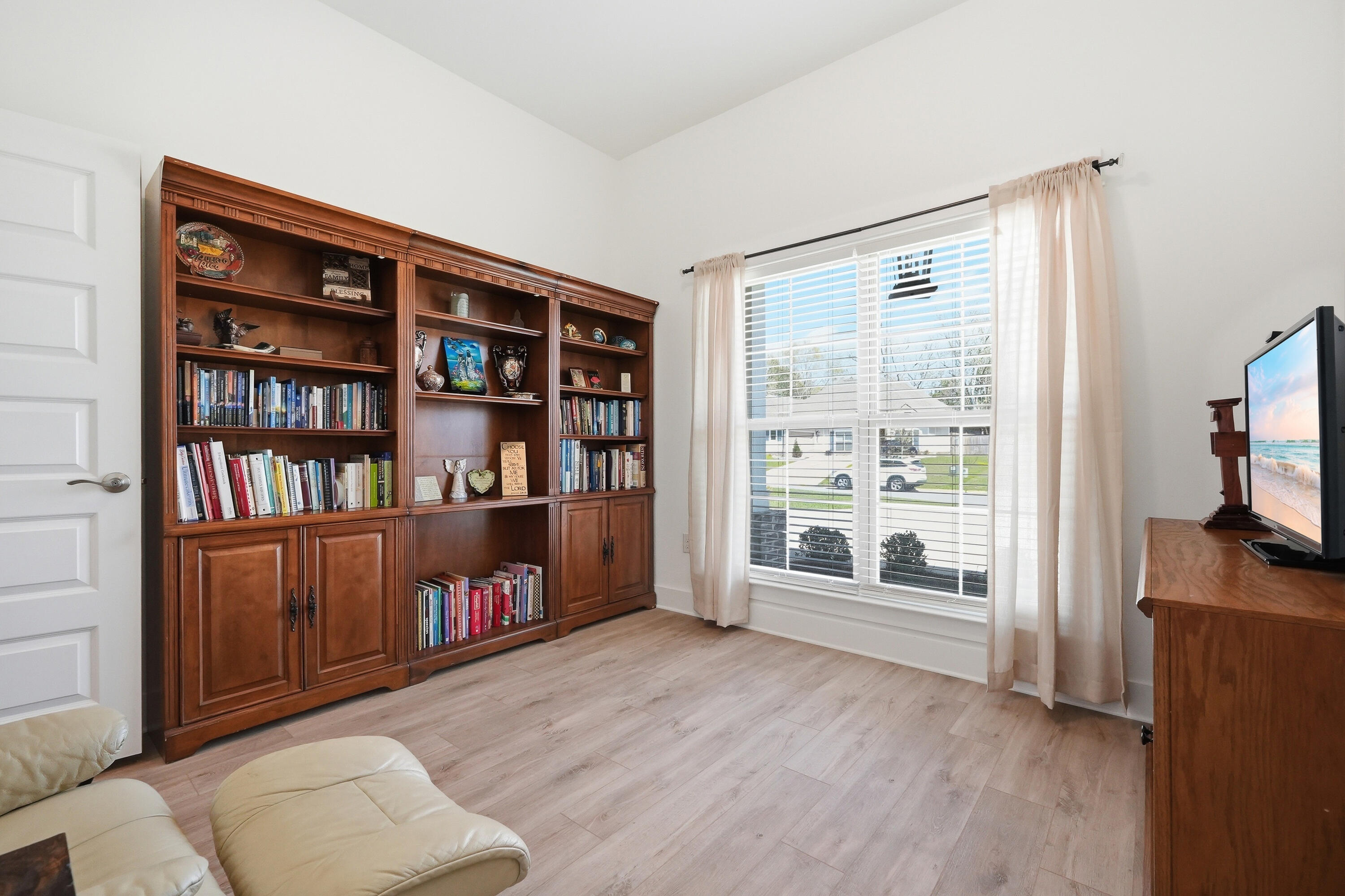 6297 Howie Way Pace, FL 32571 - Photo 46 of 73 6297 Howie Wy-44