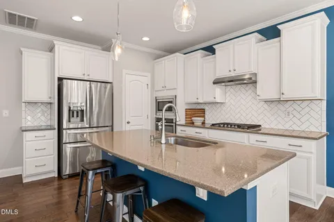 $725,000 | 116 Edgegrove Lane, Holly Springs, NC 27540