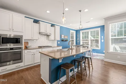 $725,000 | 116 Edgegrove Lane, Holly Springs, NC 27540