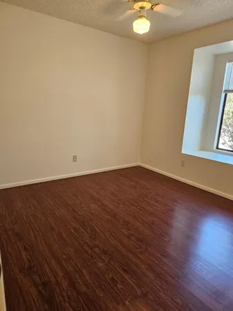 $1,295 | 4900 Loma Loop, Sierra Vista, AZ 85635