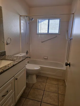 $1,295 | 4900 Loma Loop, Sierra Vista, AZ 85635