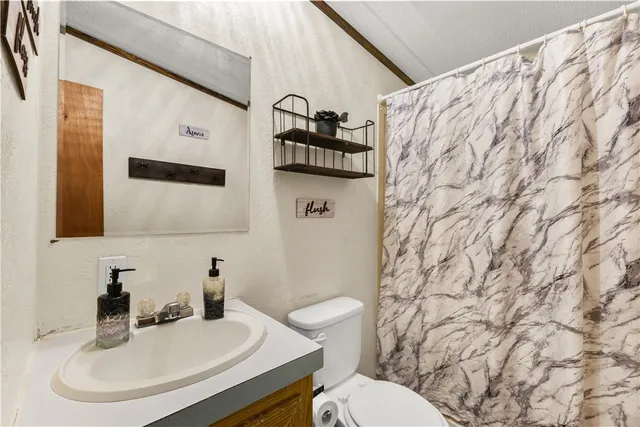 $280,000 | 107 Lakewood Circle, Somerville, TX 77879